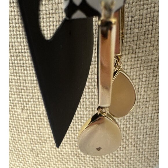 Laundry by Shelli Segal Goldtone Square Cream Ovals Dangle Drop NWT - Picture 10 of 10